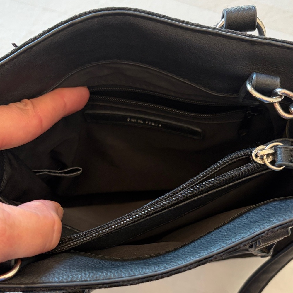 Nine West Black Crossbody Bag with Chain Detail - Picture 4 of 5